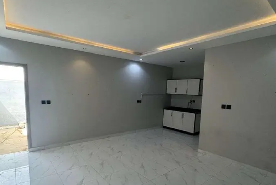 Studio apartment for rent in Jarir neighborhood, in an excellent and beautiful location